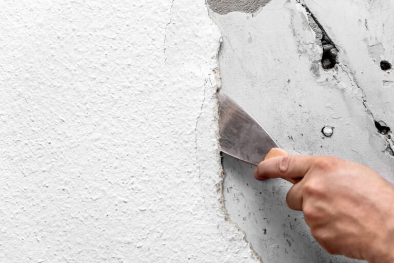 Cách xử lý tường phồng rộp như thế nào?